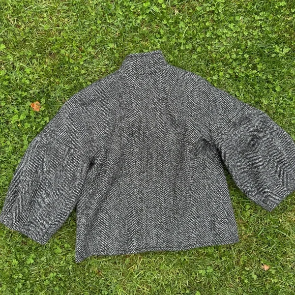 Jacket - Picture 2 of 3